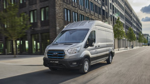 Nouveau Ford E-Transit !