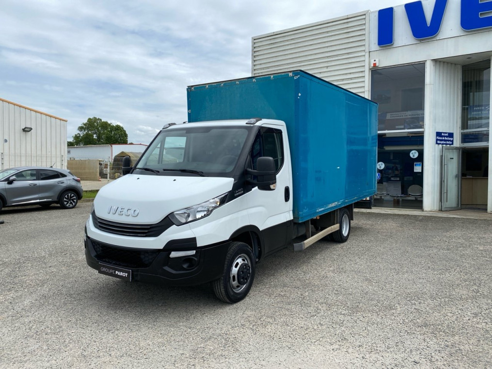 IVECO Daily CCb 35C14 Empattement 3750 Hi-Matic