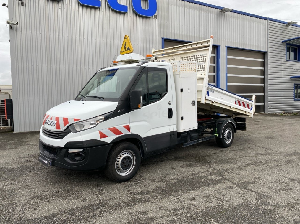 IVECO Daily CCb 35S14 Empattement 3750 Hi-Matic