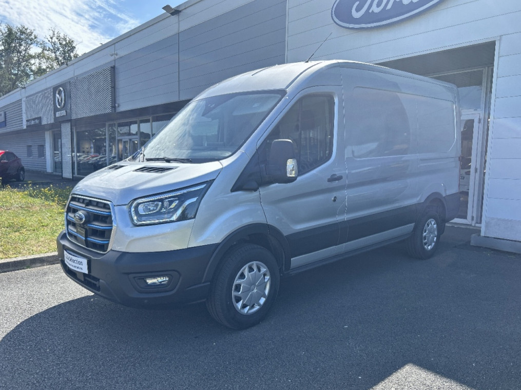 Ford Transit 2T Fg PE 350 L2H2 135 kW Batterie 75/68 kWh Trend Business