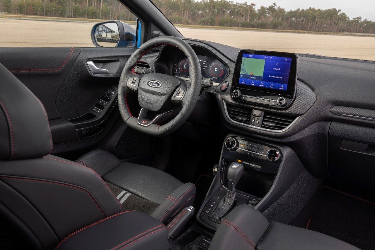 ford puma interieur